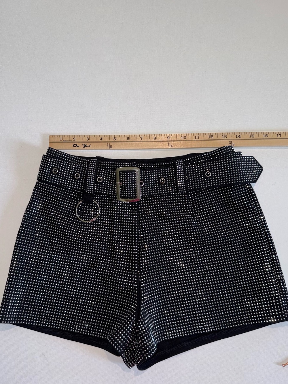 AKIRA Rhinestone Studded High Waist Shorts Black Size Large - Picture 9 of 9